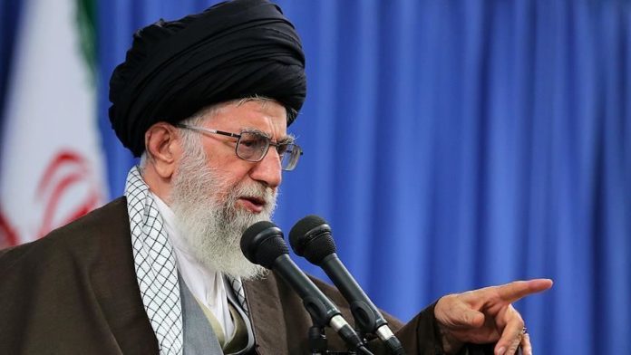 خامنه ای پیام نوروزی خود را با رویدادهای تاریخی اسلامی آغاز کرد و از اهمیت نوروز در فرهنگ ایرانی سخنی نگفت